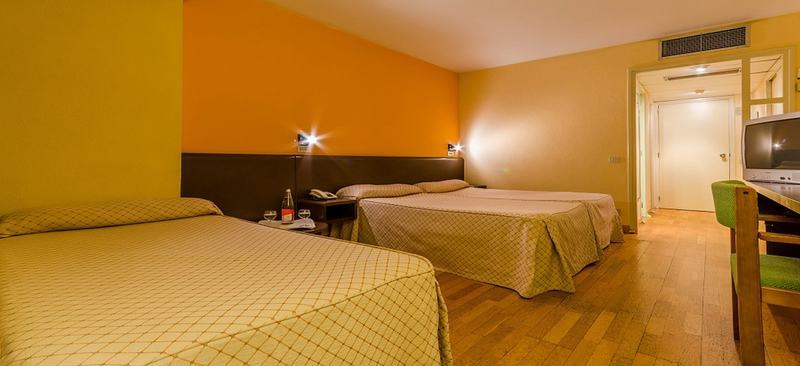 Hotel Sant Eloi Sant Julià de Lòria Buitenkant foto
