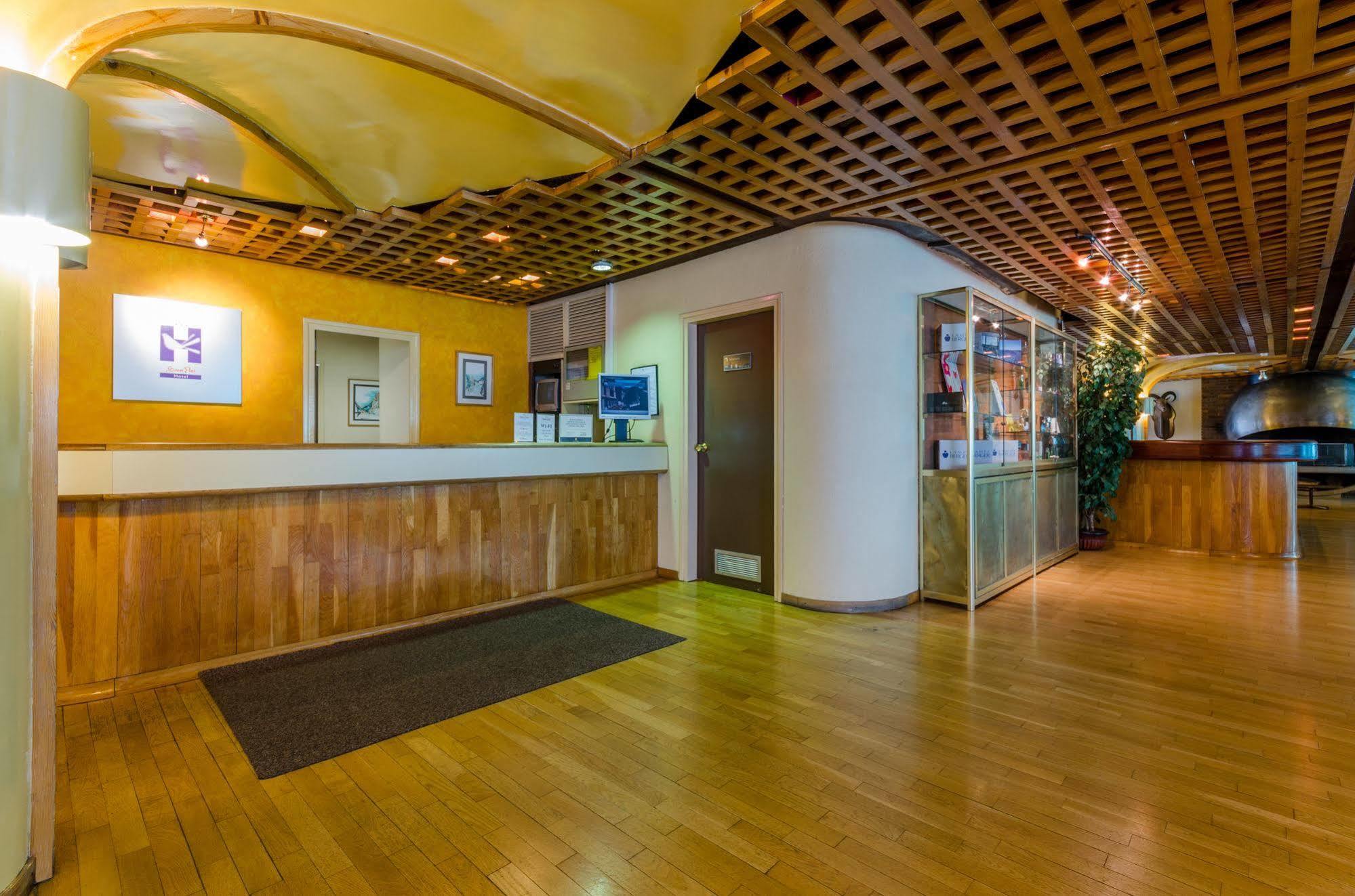 Hotel Sant Eloi Sant Julià de Lòria Buitenkant foto