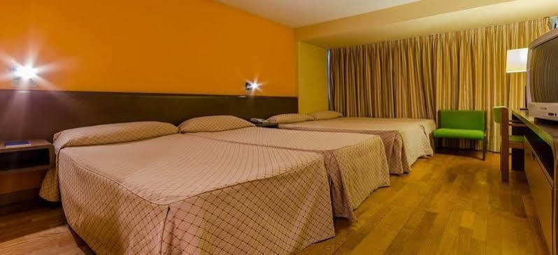Hotel Sant Eloi Sant Julià de Lòria Buitenkant foto